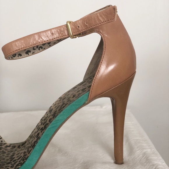 Jessica Simpson Leopard multicolour heels - Picture 3 of 11
